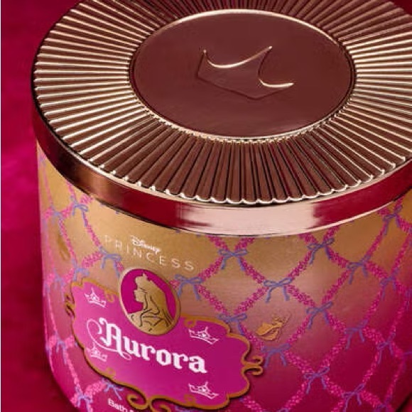 •Aurora• Bath & Body Works 3-Wick Soy Blend Wax Candle - Picture 2 of 4